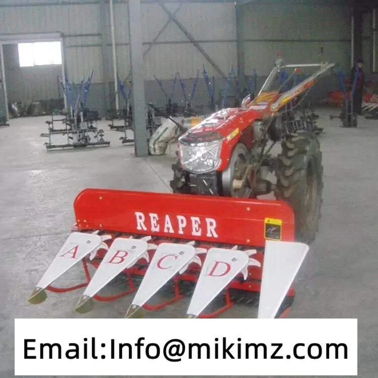 Small Four wheel Harvester Machine