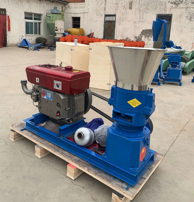 Adjustable animal feed pelletizer Adjustable animal feed pelletizer
