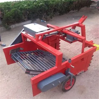 Self Propelled Potato Digger